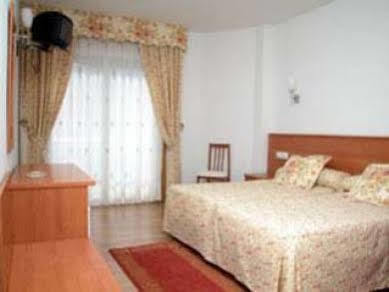 Hotel Plaza Portonovo Exterior photo